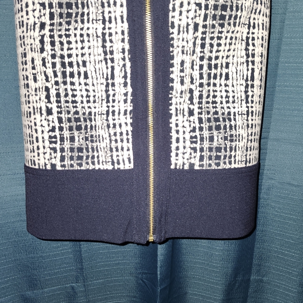 Jones NY | Navy Print Pencil Skirt - Picture 4 of 5